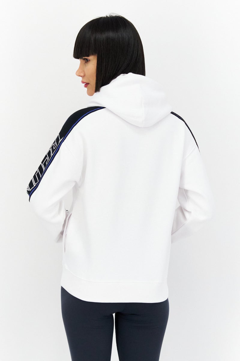 Aape By A Bathing Ape هودي نسائي بغطاء رأس وأكمام طويلة بشعار العلامة التجارية، أبيض - Image 2