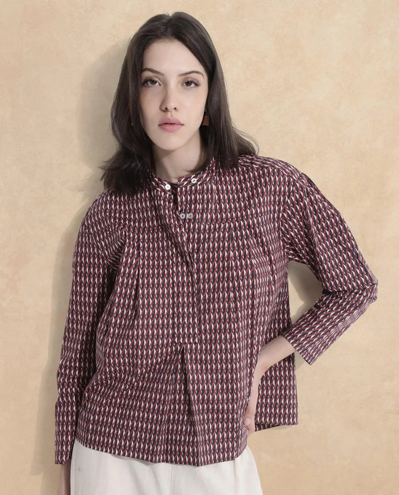 Rareism Women's Geometric Printed Top