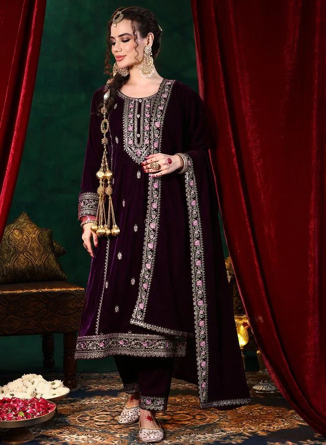 لباس Burgundy Embroidered Velvet Straight Kurta, Trousers And Dupatta Set