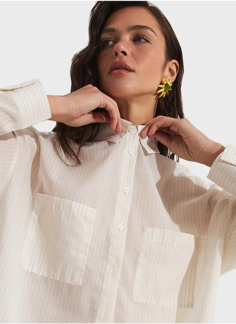 JUNE Patterned Button Down Shirt