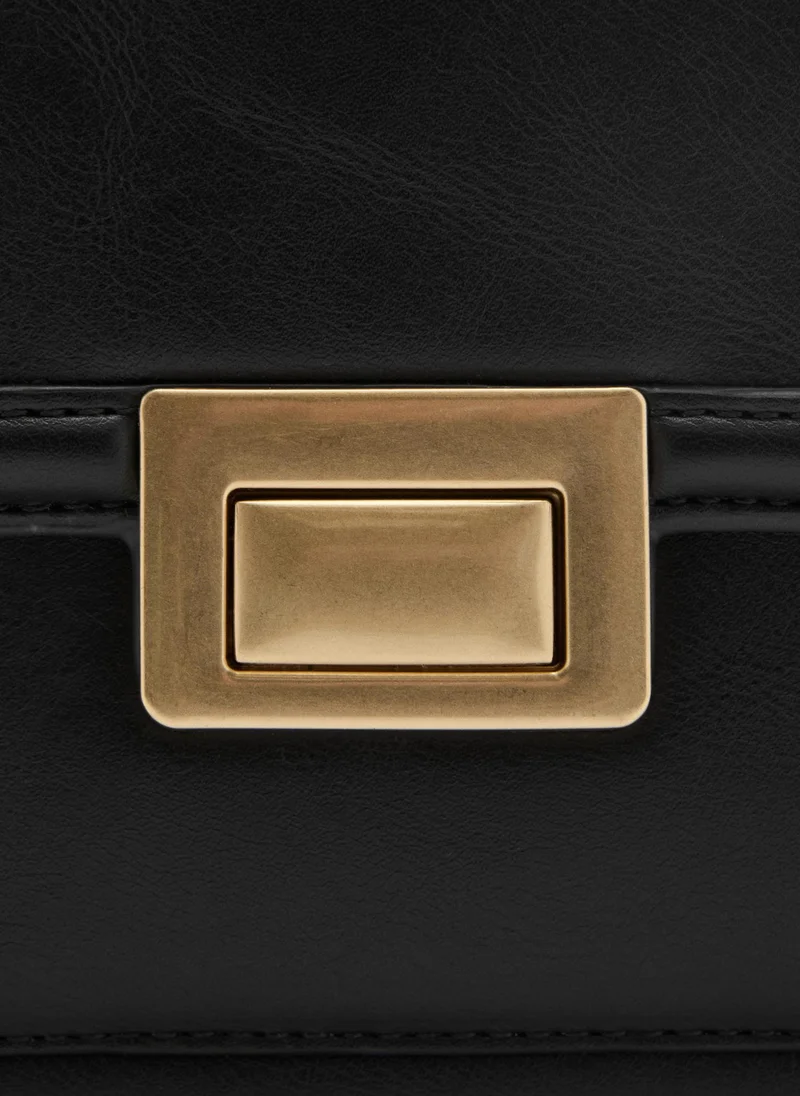 مانجو M-- Azalea Flap Over Crossbody