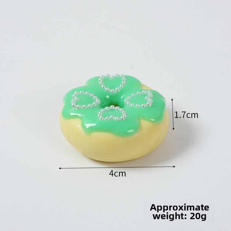 4cm Simulation Donut Cake Model Keychain Green Clover Donut