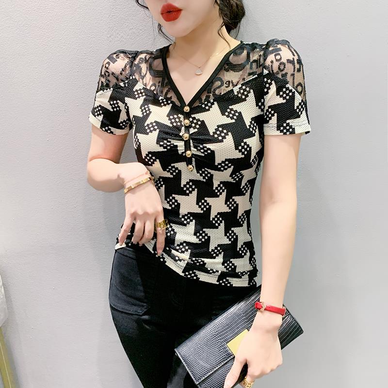 Of 2024 T-Shirt Original Design V Neck Mature Women'S Lace Splicing Short-Sleeved Women'S Fashion Shirt - Image 1