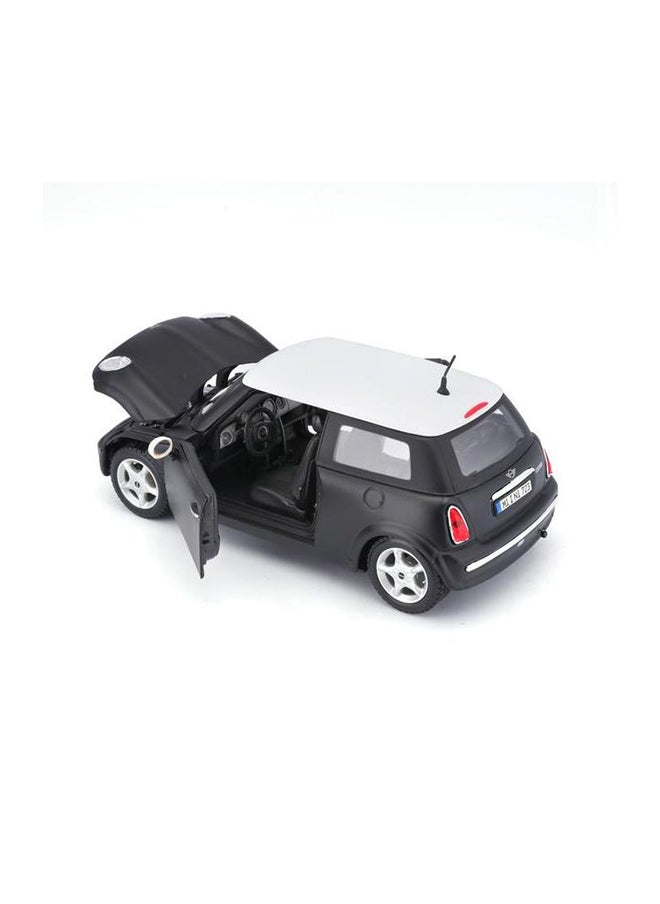 Maisto Maisto Mini Cooper Diecast Model Car (1:24, Matte Black)  - Image 3