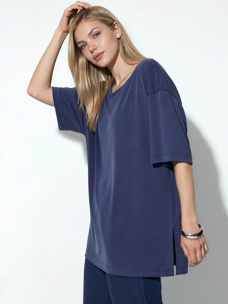 بوسيم BUSEM Slit Detailed Crew Neck Short Sleeve T-Shirt