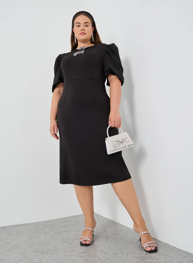 Styli Styli Plus Size Embellished Puff Sleeves Sheath Midi Dress