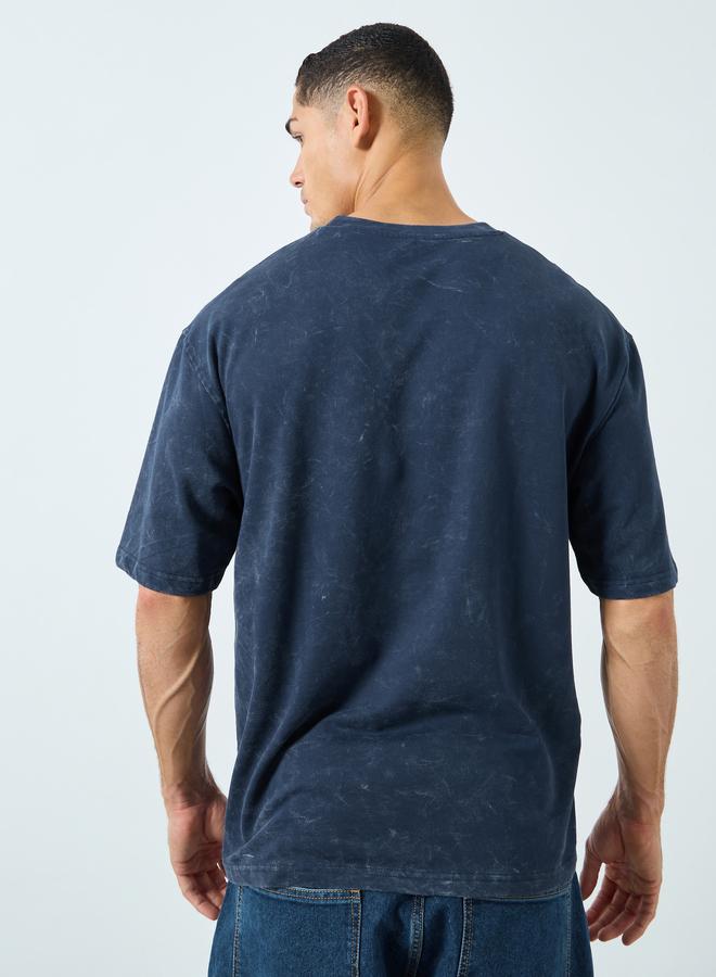 ستايلي تيشيرت فضفاض بطبعة بارزة - Image 4