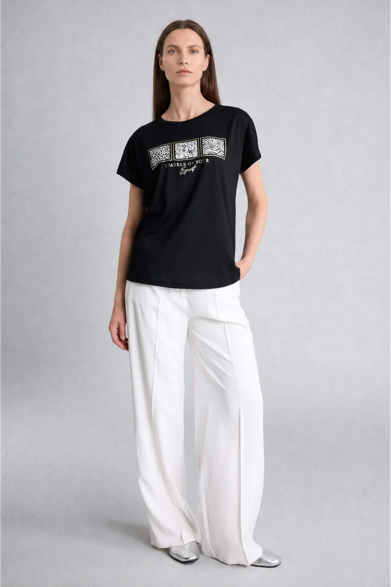 ديفاكتو Crew Neck Animal Short Sleeve T-Shirt