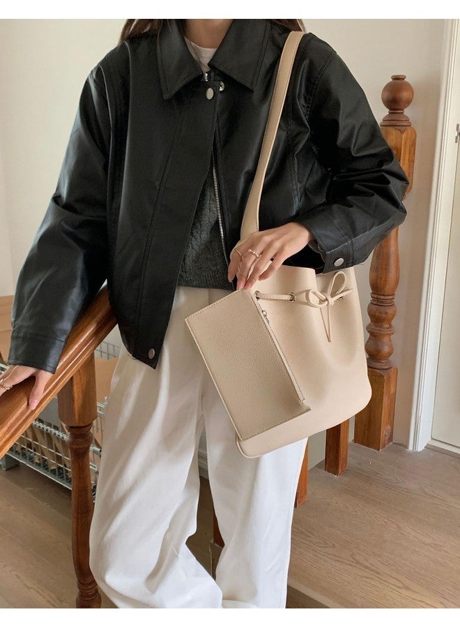 SIBY مجموعة حقيبة سبي - مادة PU، مقاومة للماء - تصميم واسع مع محفظة صغيرة - مثالية للاستخدام اليومي والمناسبات الخاصة (بيج) - Image 5