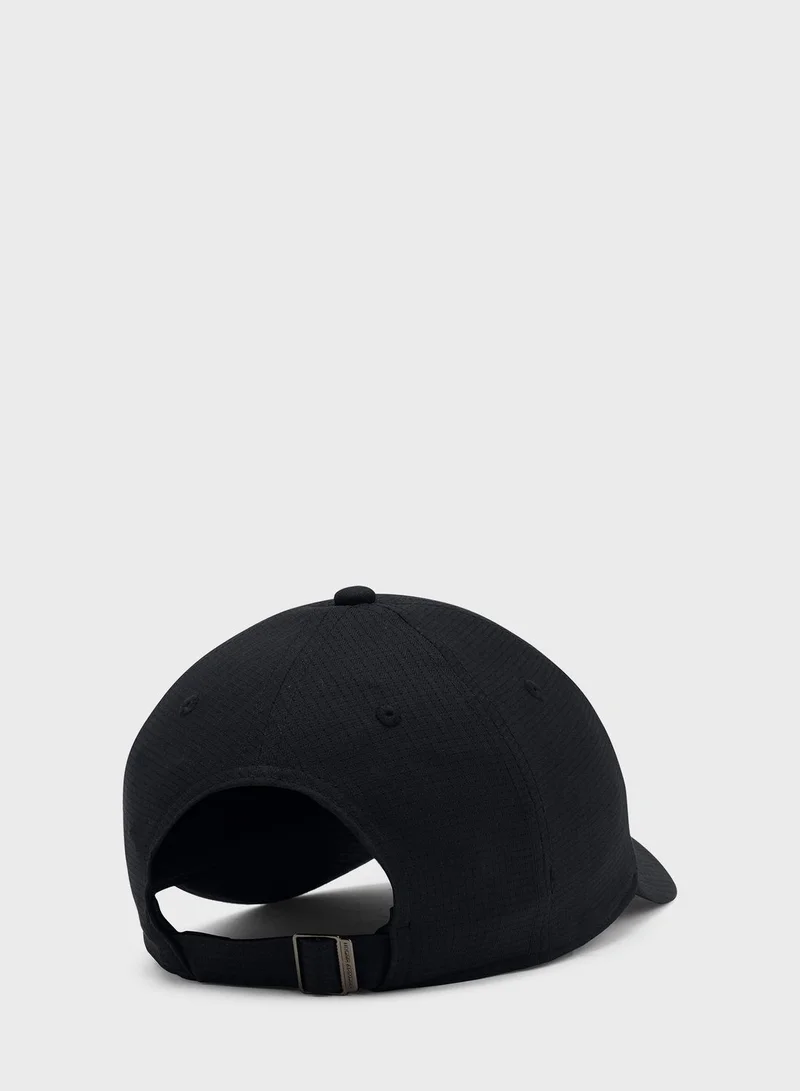 UNDER ARMOUR Iso-Chill Armourvent Adjacent Cap