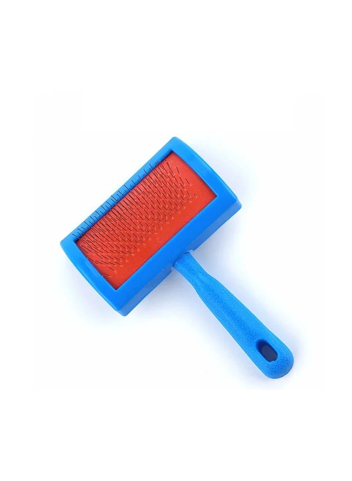 فرشاة زرقاء ذات شعيرات