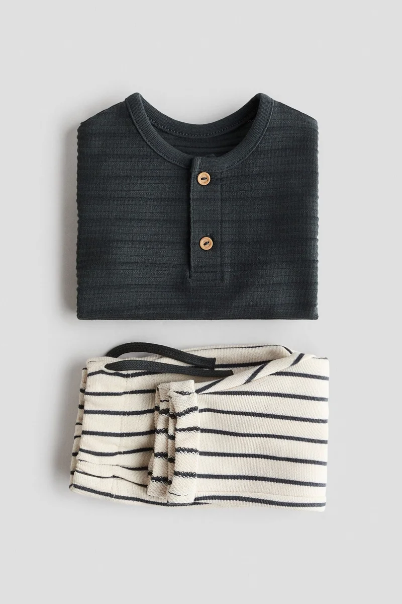 اتش اند ام طقم ملابس- من قطعتين