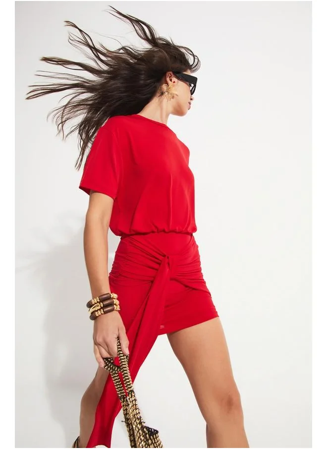 جون June Women Crew Neck Tie Detail Dress Red