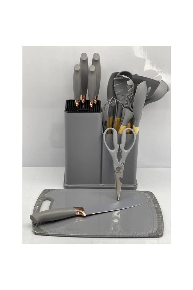 أدوات طهي سيليكون للمطبخ – طقم 18 قطعة رمادي مع حامل تخزين، سكاكين ولوح تقطيع، تصميم عصري بمقابض خشبية - Image 1