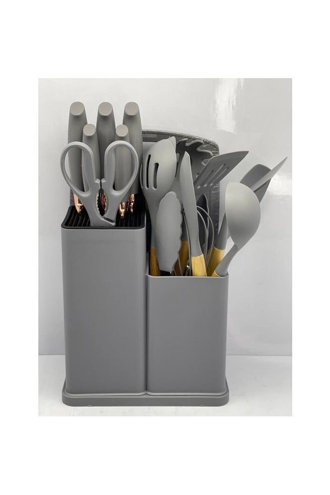 أدوات طهي سيليكون للمطبخ – طقم 18 قطعة رمادي مع حامل تخزين، سكاكين ولوح تقطيع، تصميم عصري بمقابض خشبية - Image 5