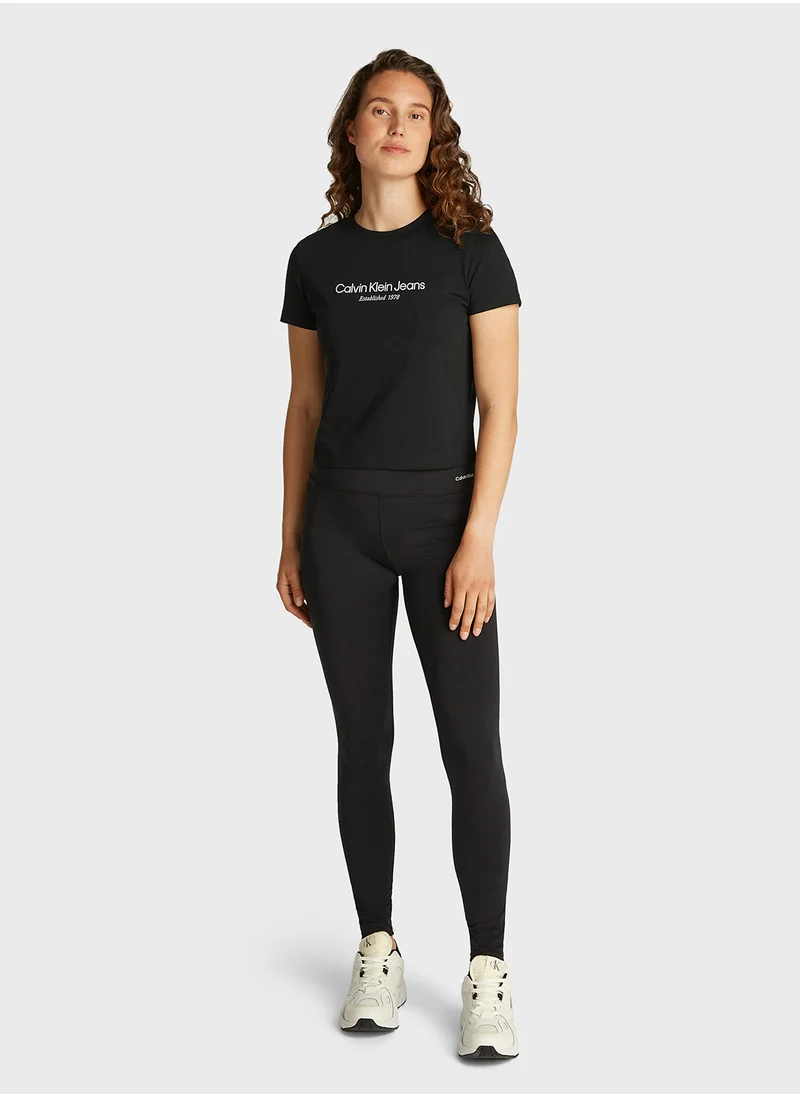 كالفن كلاين جينز Logo Graphic Baby Tee