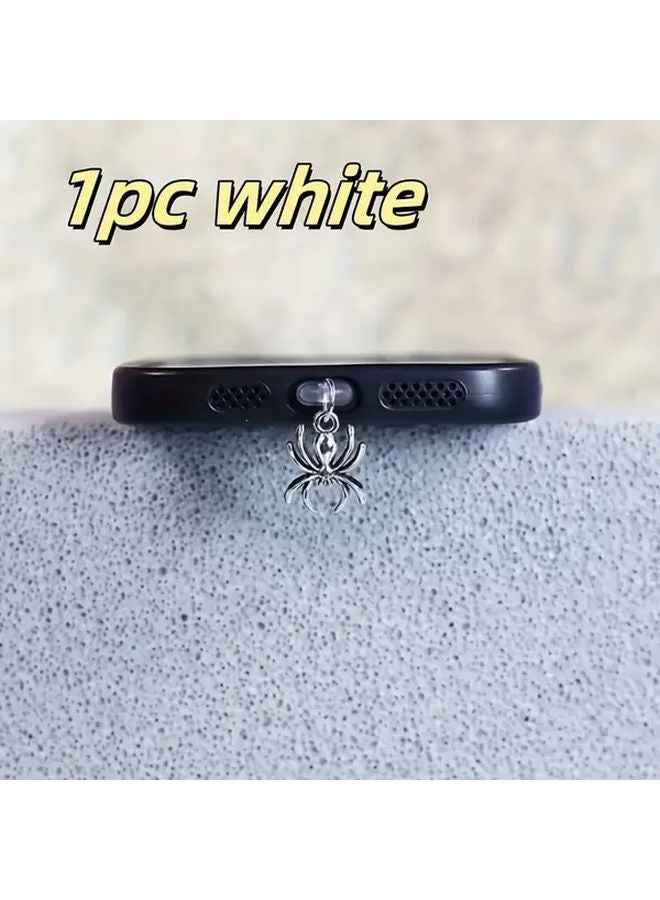 قابس شحن هاتف سبايدر من النوع الأبيض C مضاد للغبار ومتين مع سحر معدني لهواتف iPhone وAndroid - Image 1