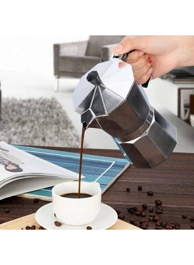 Aluminum Moka Pot for Espresso Preparation – Home Italian Coffee Maker, 6 Cup Capacity - Image 1