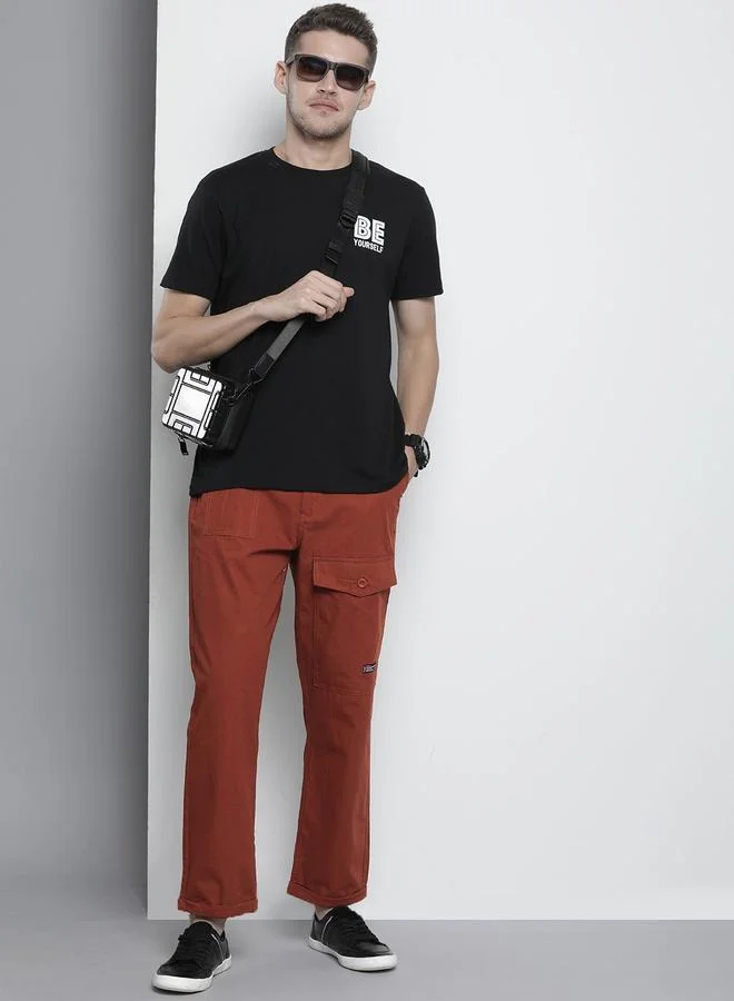 ذا انديان كراج كو بنطال كارجو بقصة ضيقة