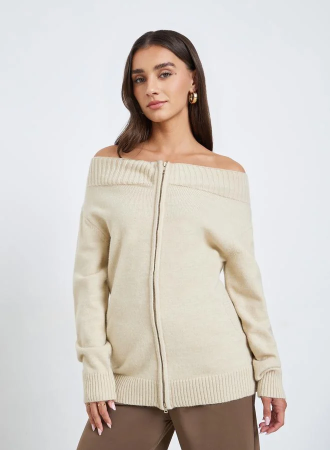 ستايلي بلوزة محبوكة بأكتاف مكشوفة وسحَّاب غلق