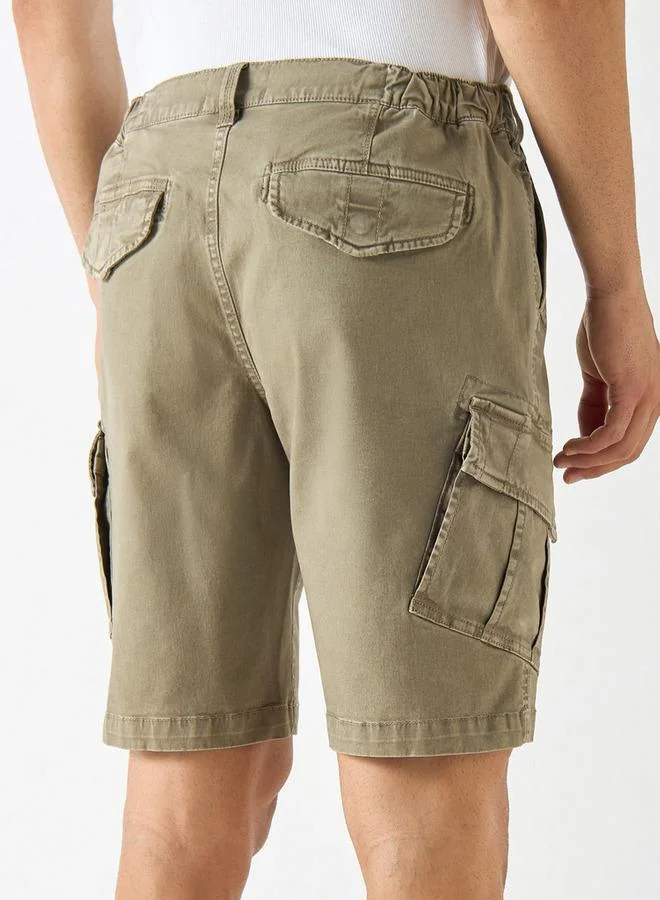 Ecko Unltd. Ecko Unltd Solid Relaxed Fit Cargo Shorts with Button Closure