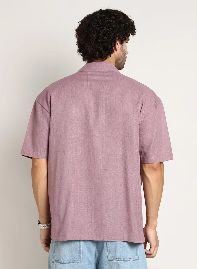 Campus Sutra Campus Sutra Men's Rouge Pink Solid Resort Oversized Shirt For Casual Wear | Cuban Collar | Short Regular Sleeves | Button Closure | Oversized Shirt Crafted With Comfort Fit For Everyday Wear