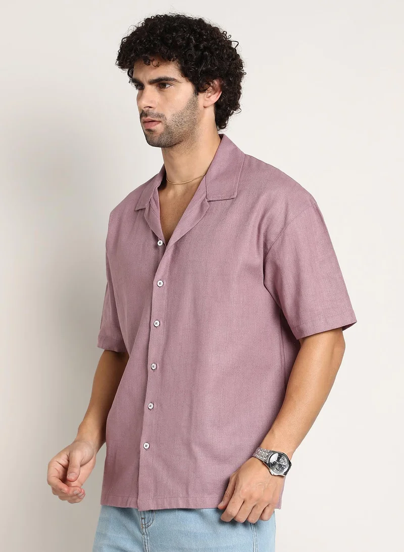 Campus Sutra Campus Sutra Men's Rouge Pink Solid Resort Oversized Shirt For Casual Wear | Cuban Collar | Short Regular Sleeves | Button Closure | Oversized Shirt Crafted With Comfort Fit For Everyday Wear