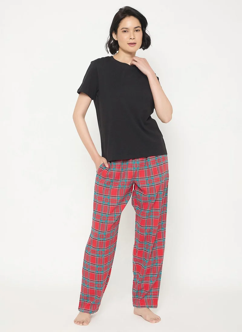 Clovia Clovia Classic Checkered Pyjama in Red - Cotswool
