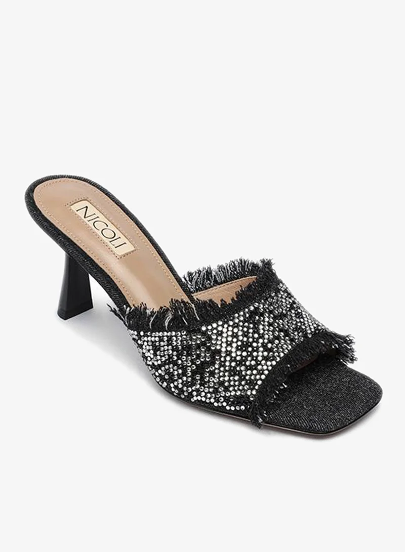 نيكولي Marienne