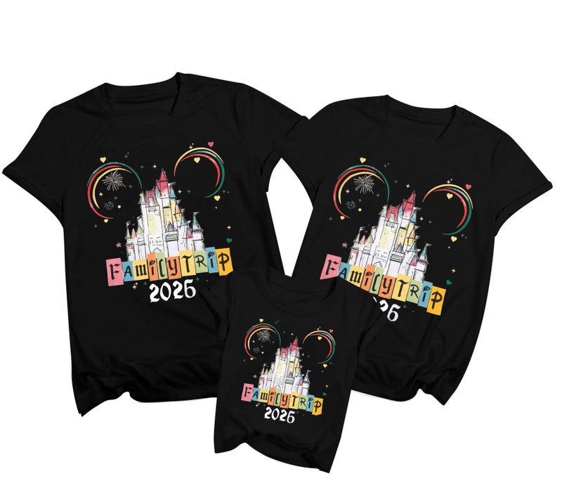 MYHALF قمصان عائلية سحرية MYHALF مطابقة 2026 ملابس عطلة عائلية مطابقة للأم والطفل ملابس صيفية لطيفة للسفر باللون الأسود - Image 1