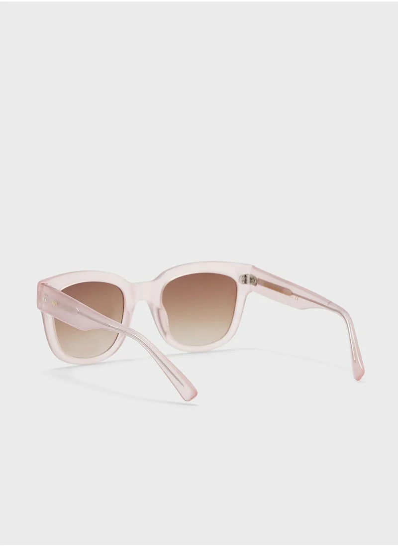 MESSYWEEKEND Liv Sunglasses