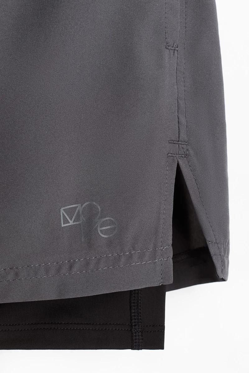 H&M Double-layered sports shorts in DryMove™