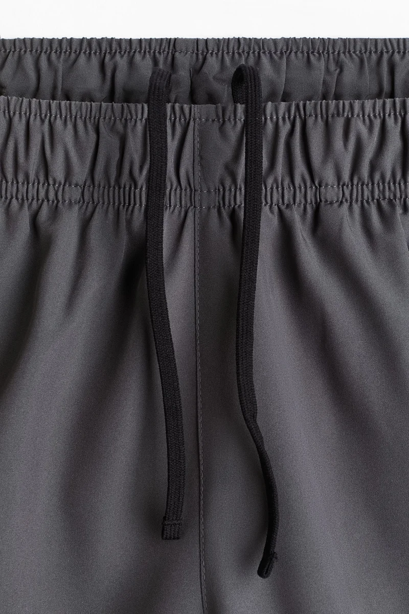 H&M Double-layered sports shorts in DryMove™