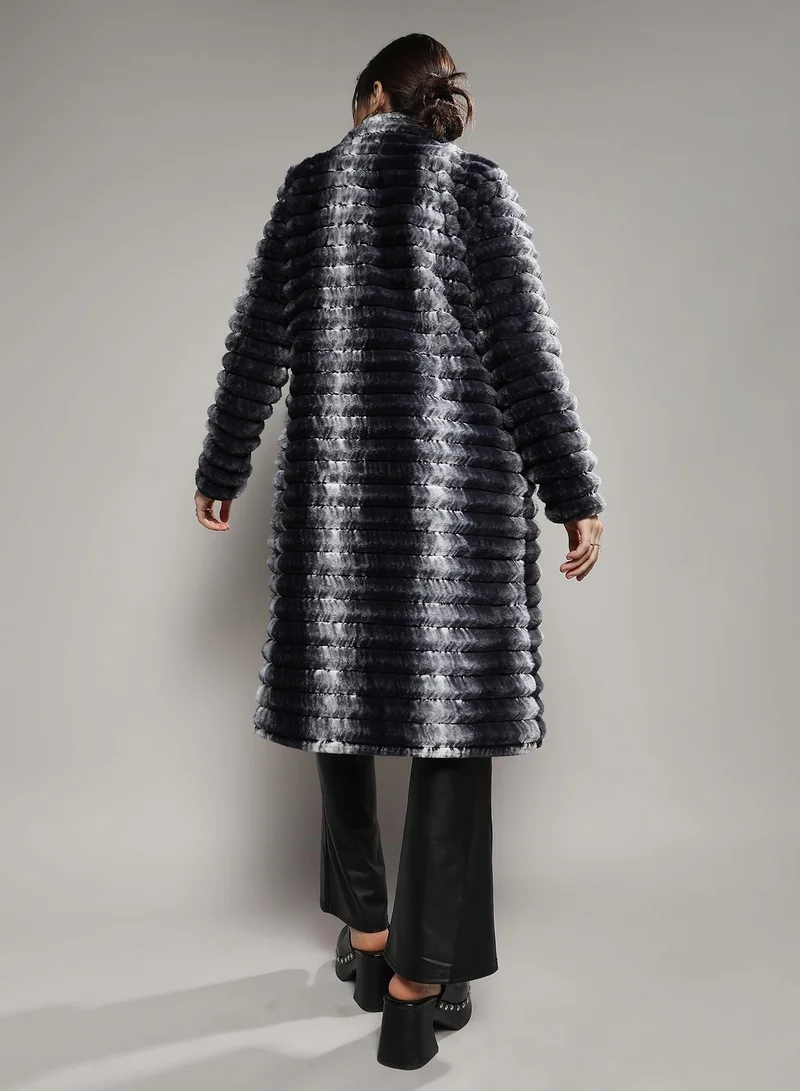 Campus Sutra Women's Ivory White & Carbon Black Ombre Ripple Long Coat