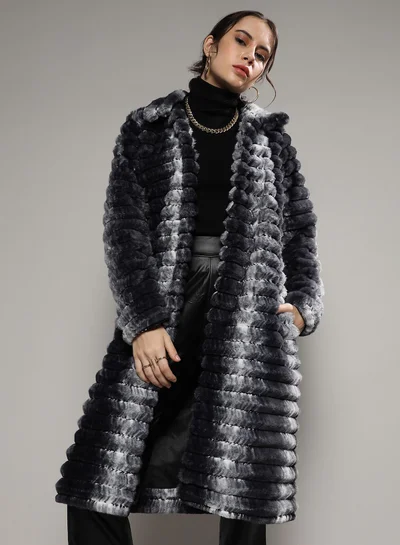 Campus Sutra Women's Ivory White & Carbon Black Ombre Ripple Long Coat