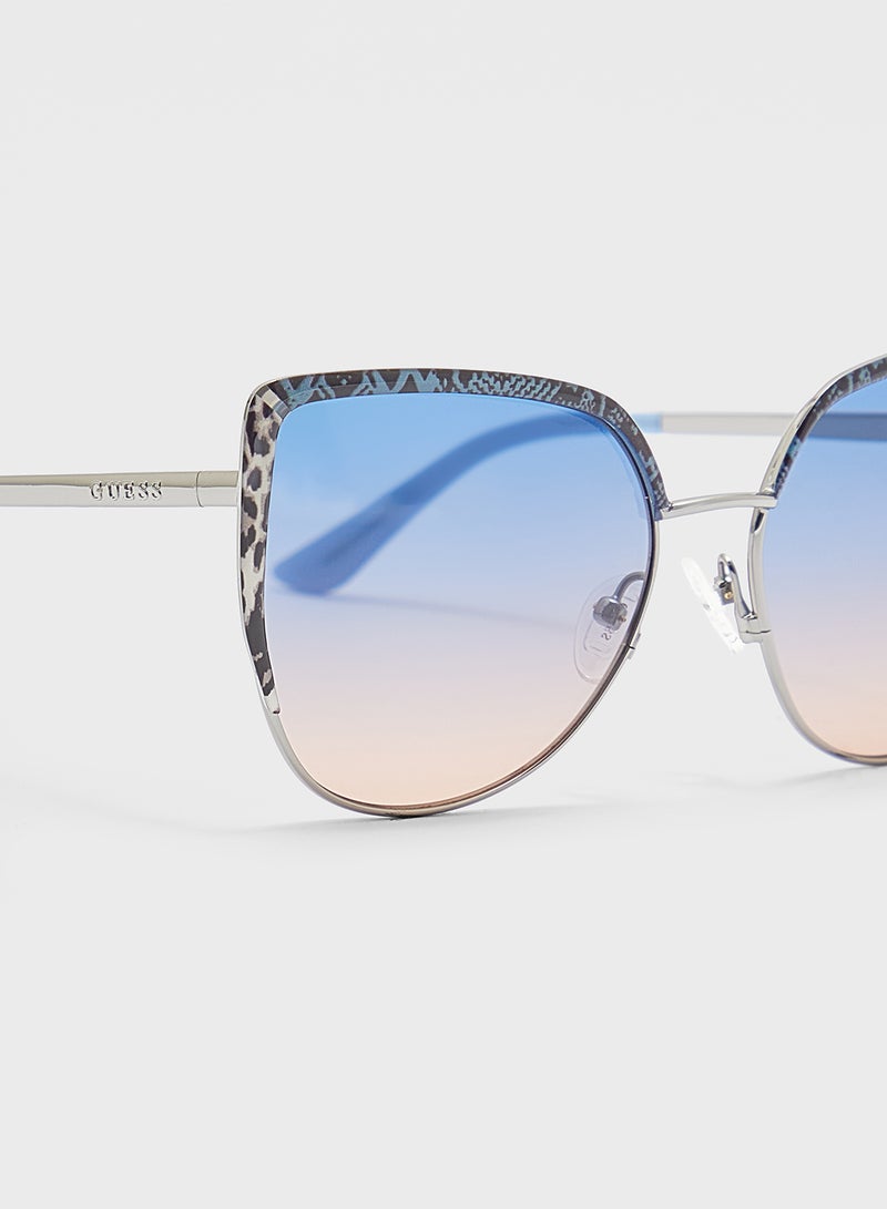 GUESS Gu0021710W59 Cat Eye Sunglasses - Image 3