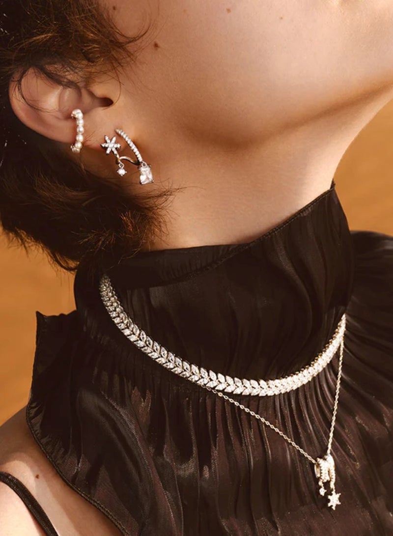HEFANG CRYSTAL SNOWFLAKE EARRINGS - Image 2