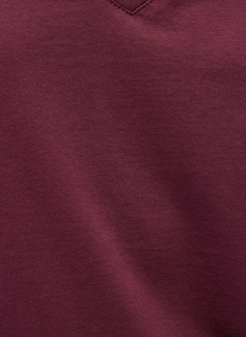 مافي V Neck Red Basic T-Shirt