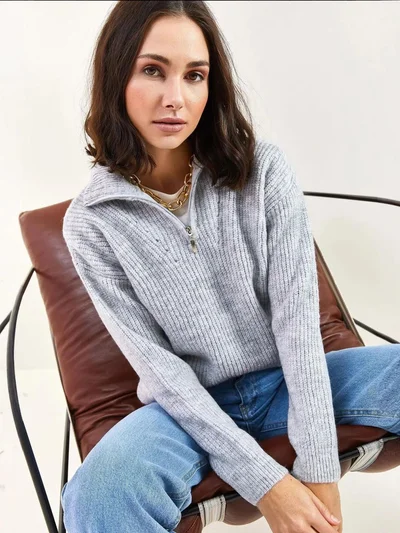 Bianco Lucci LUCCI Oversized Textured Knit Sweater with Zipper Collar