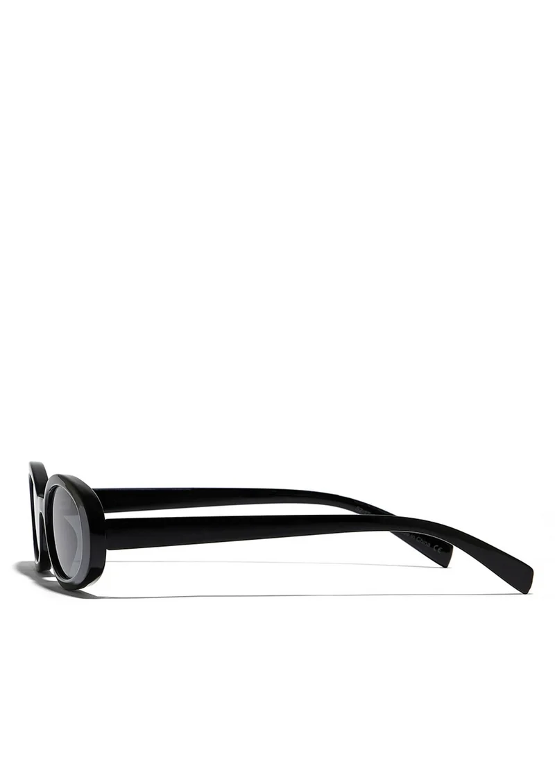 بلاك أوت DREW Women Black Sunglasses - Frame Material: Thermoplastic Rubber (TR90)- Frame Color: Black-Lens Color: Gray  - Full Rim