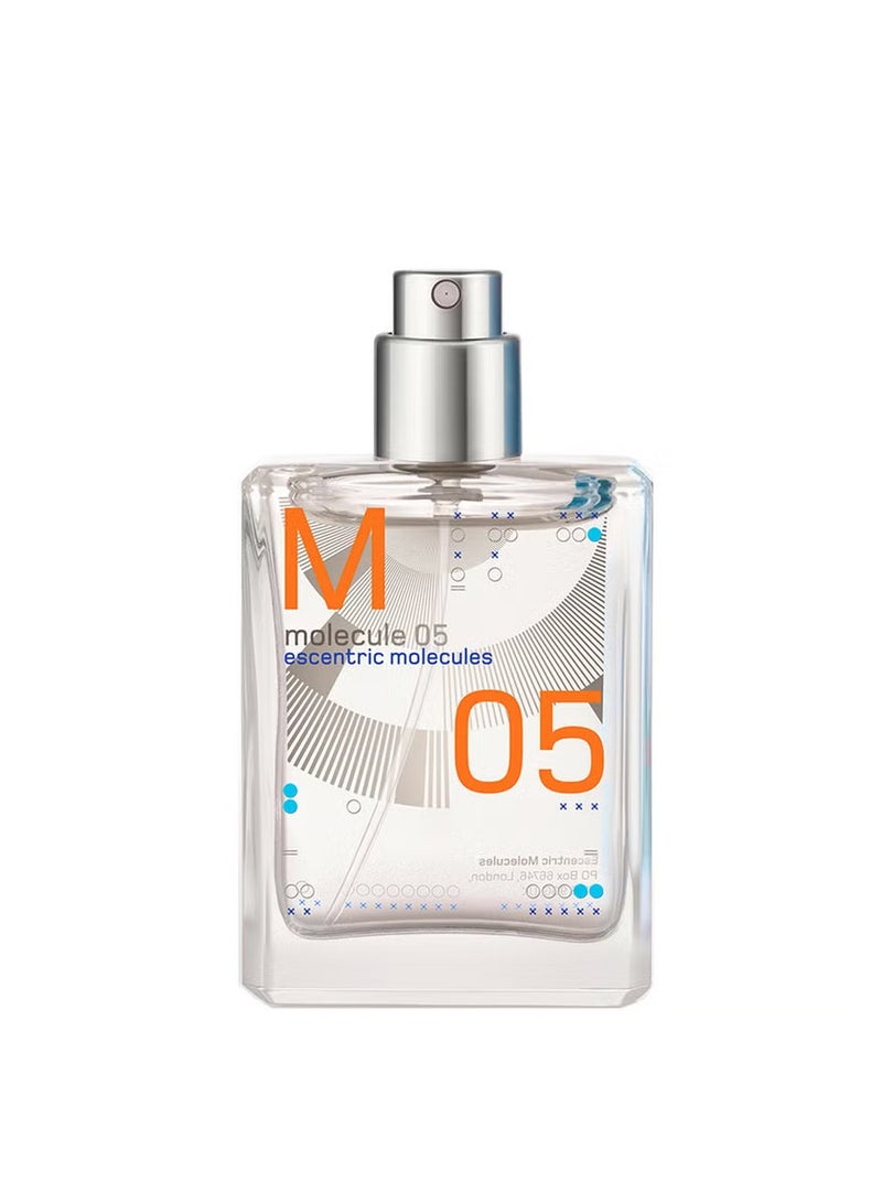 ESCENTRIC MOLECULES Escentric Molecules Molecule 05 Travel Size in Case 30ml  - Image 4