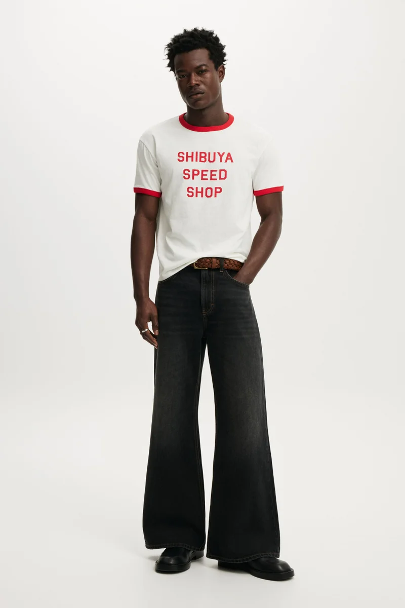 كوتون اون Fitted Graphic T-Shirt