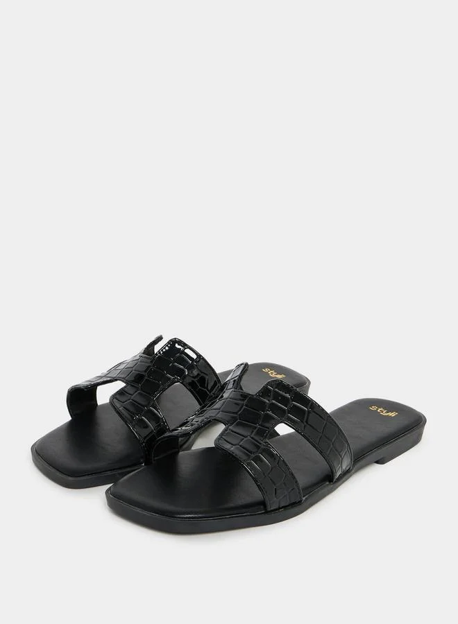 Styli Leather Look Cut-Out Detail Flat Sandals