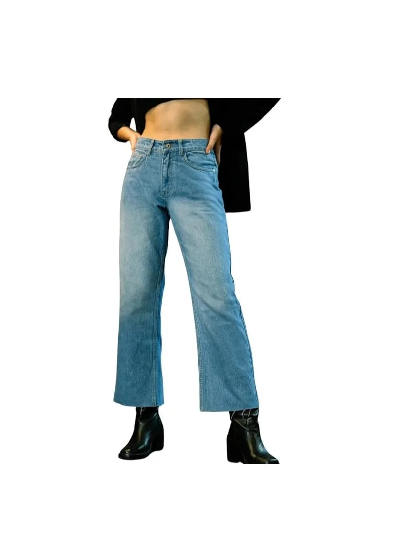 سولت اتاير Cropped Straight Leg Jeans for Women, Light Blue, Non-Stretch Denim with Raw Edge Hem, 5 Pocket Design, Clean Look for Effortless Style