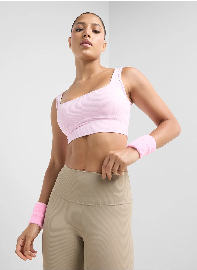 FRWD Seamless Back Cutout Detail Sports Bra