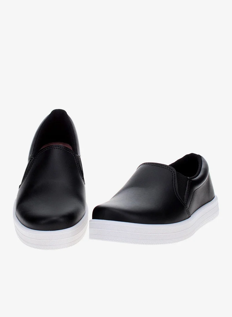 Beira Rio Black Flat Shoes for Women – Stylish & Comfortable Everyday Footwear for Women | Best Price UAE