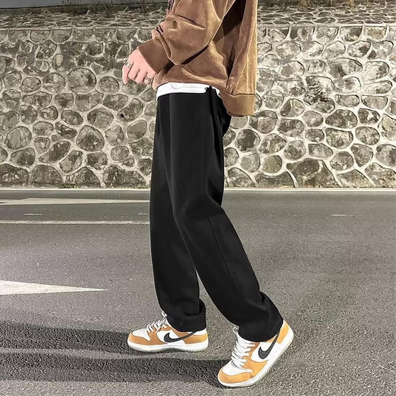 Unisex Classic Denim Jeans Loose Fit Daily Outdoor Wear - Image 1