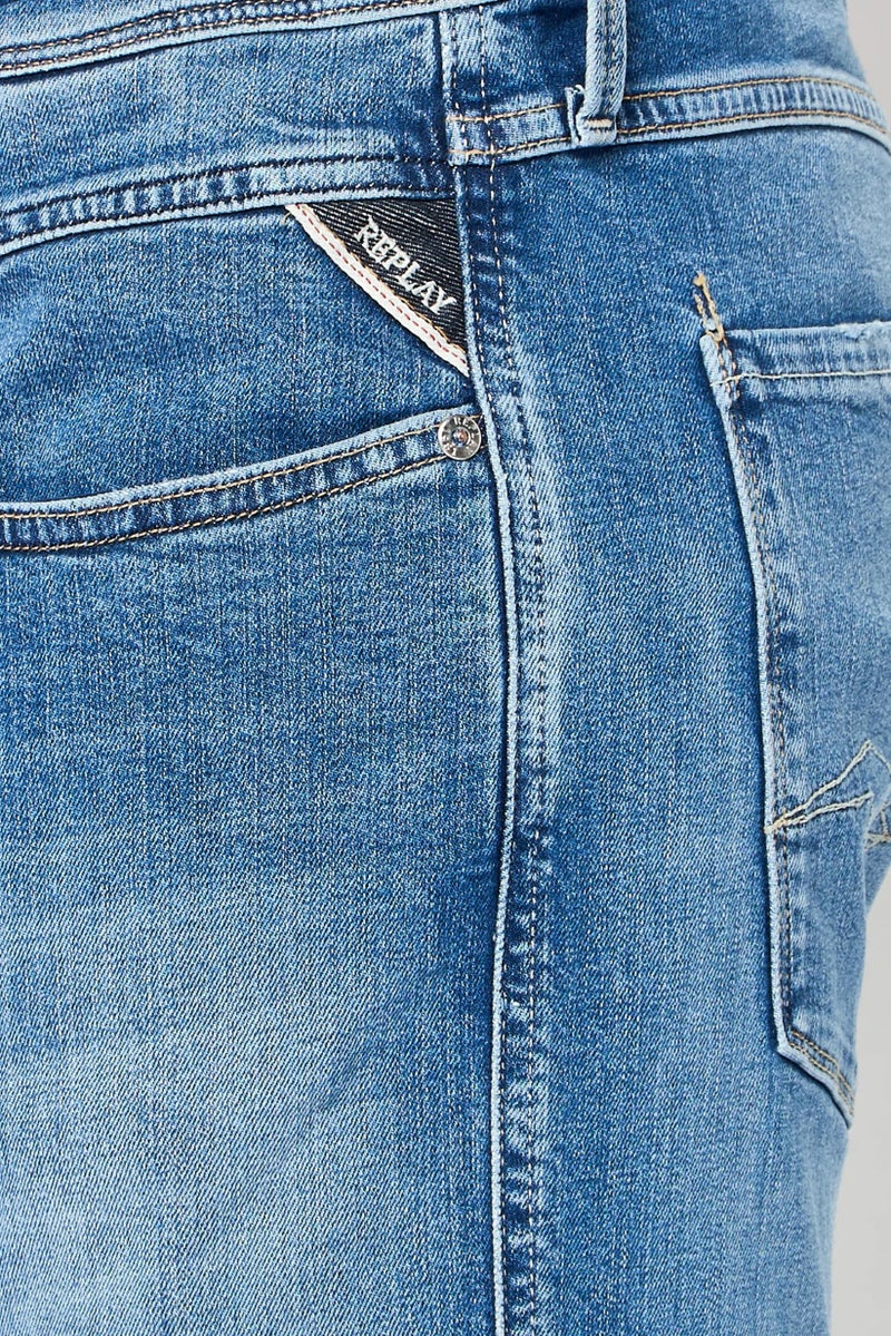 Replay Men Slim Fit Washed Stretchable Jeans, Light Blue - Image 2