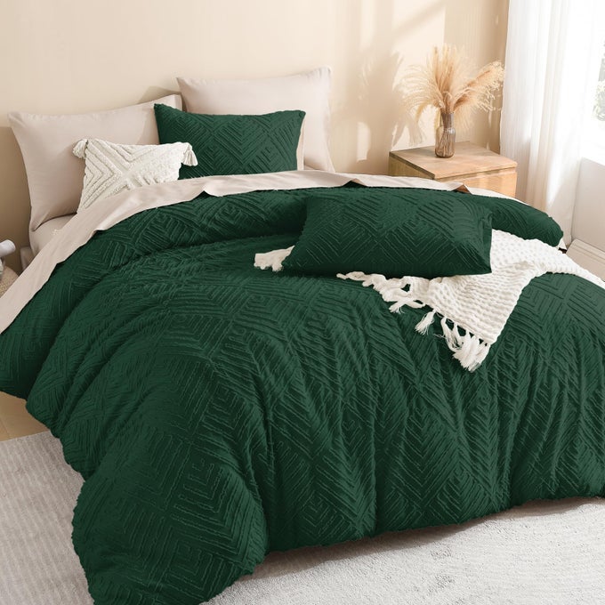 CALIFORNIA KING COMFORTER SET EMERALD GREEN 3 PIECES DARK GREEN TUFTED BOHO FARMHOUSE BEDDING COMFORTER SET LIGHTWEIGHT FLUFFY ALL SEASON COMFORTER SET 104X96IN COMFORTER 2 PILLOWCASES