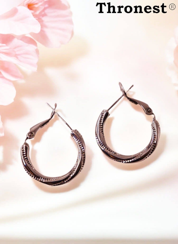 عرش أقراط من الفضة الإسترليني من ثرونست، أقراط طوق نسائية أنيقة وبسيطة، تصميم طوق واحد بسيط، مجوهرات خفيفة الوزن ومضادة للحساسية للارتداء اليومي أو الهدايا - Image 2